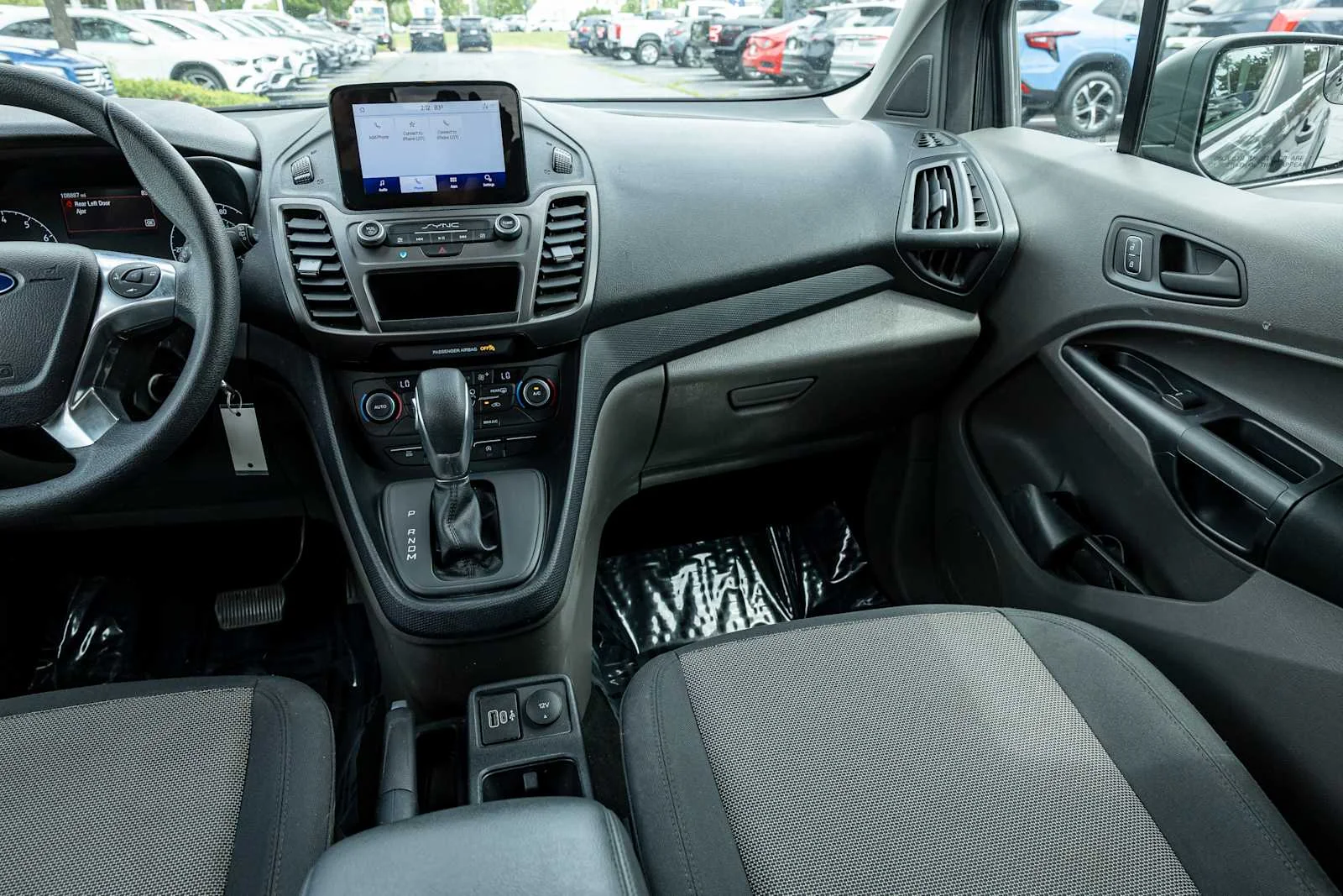 Used 2022 Magnetic Metallic Ford XL image 11