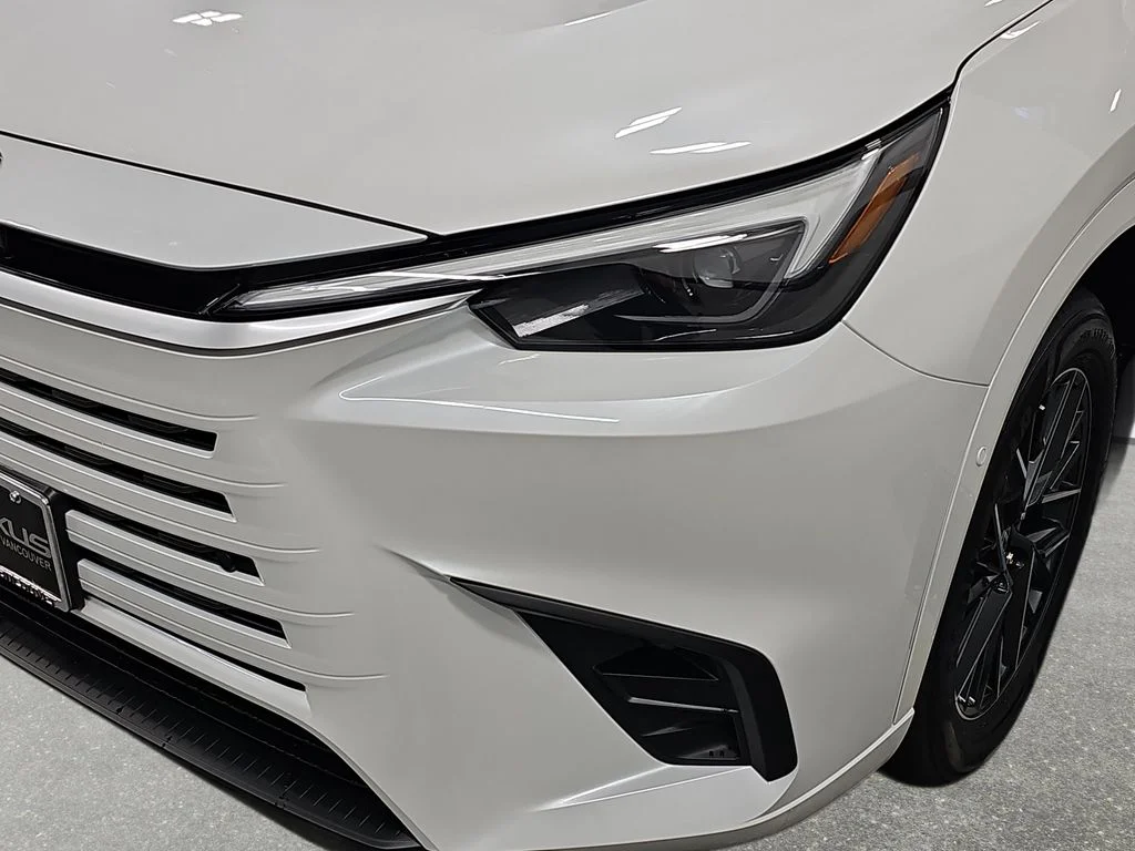 New 2026 Wind Chill Pearl Lexus PREMIUM AWD image 30