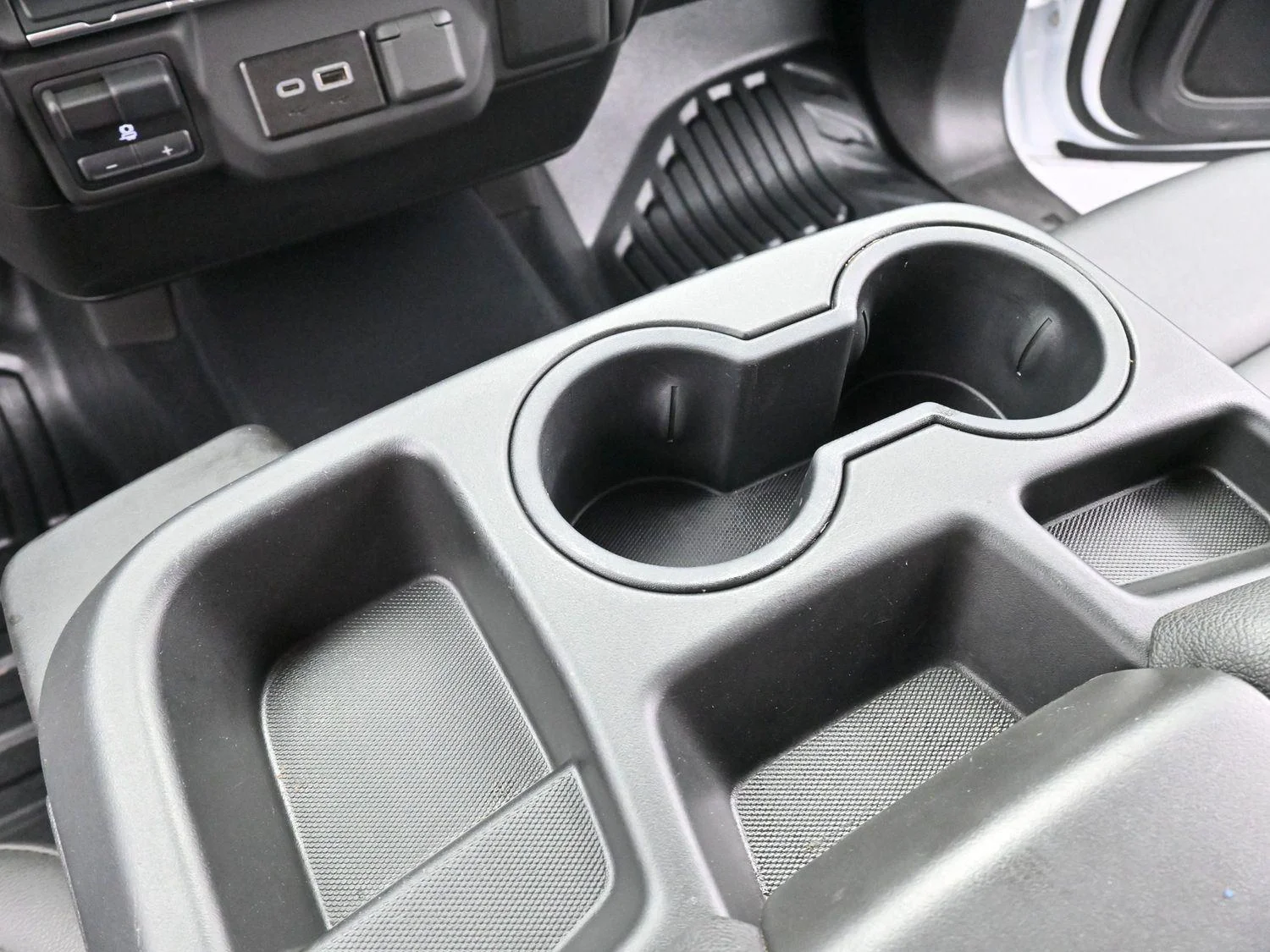 Used 2025 Summit White Chevrolet WT image 46