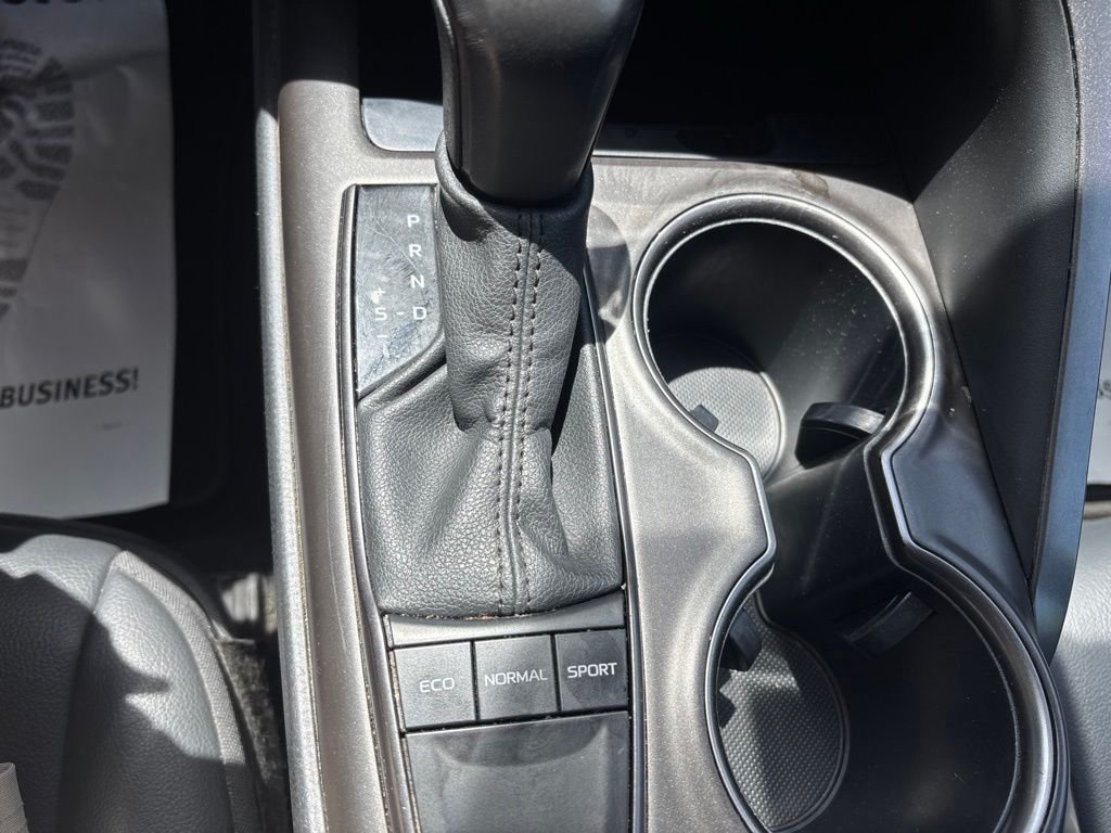 Used 2023 Ice Toyota SE image 25