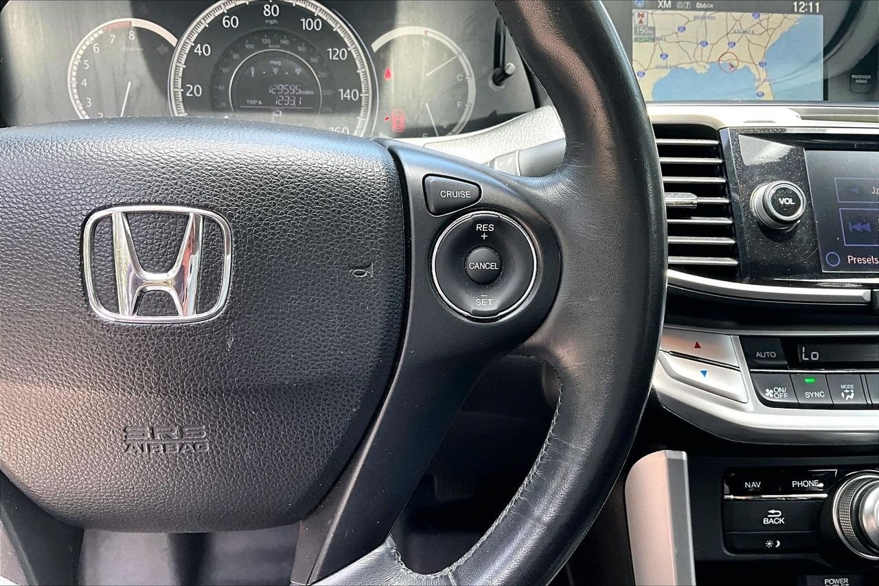 Used 2014  Honda EX-L image 11
