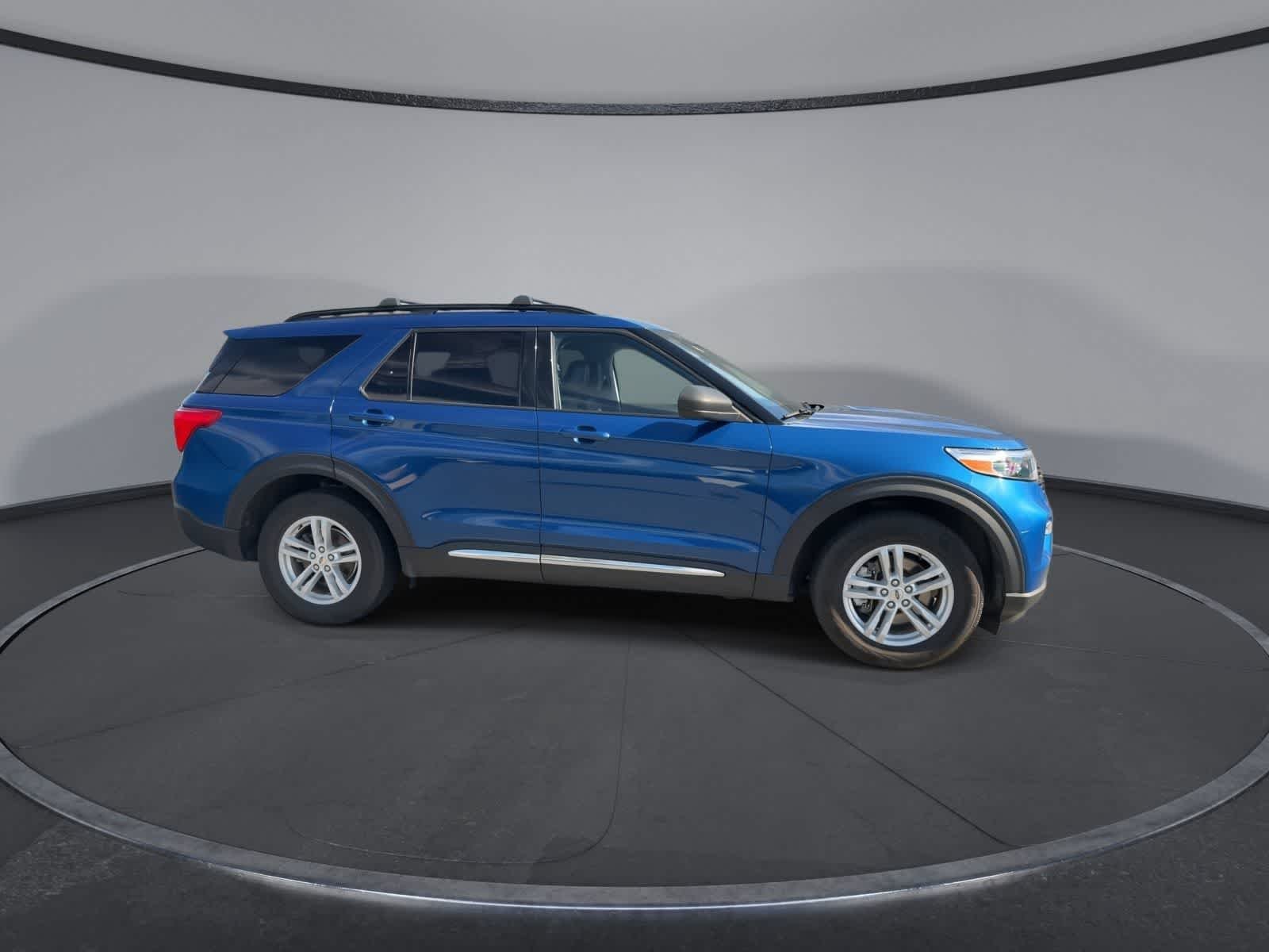 Certified Used 2021 Atlas Blue Metallic Ford XLT image 9