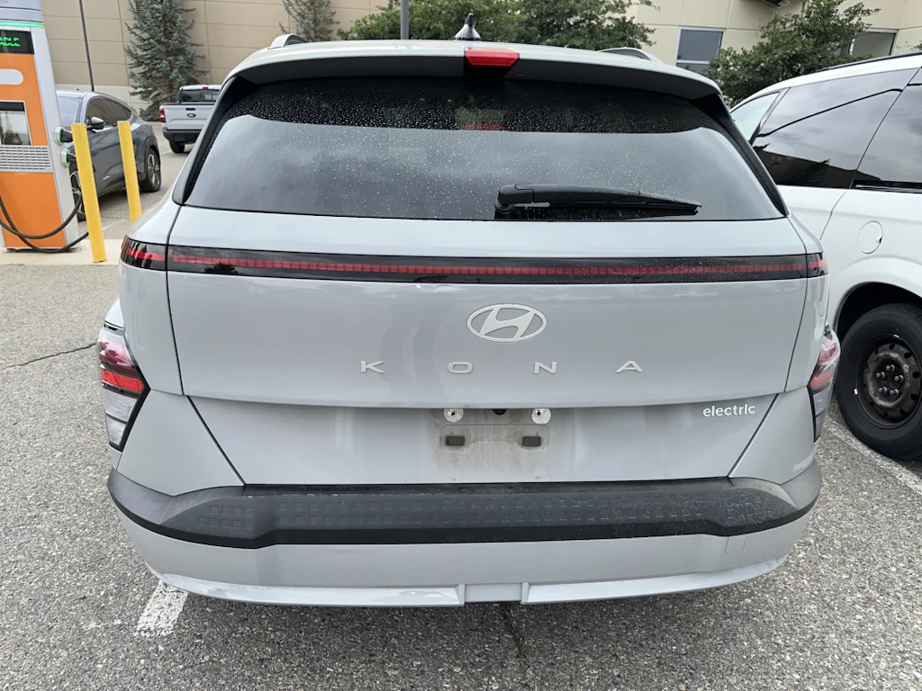 Used 2024 Cyber Gray Metallic Hyundai SEL image 3