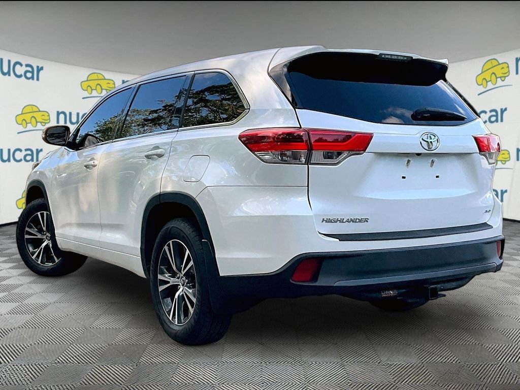 Used 2017 Blizzard Pearl Toyota LE image 4