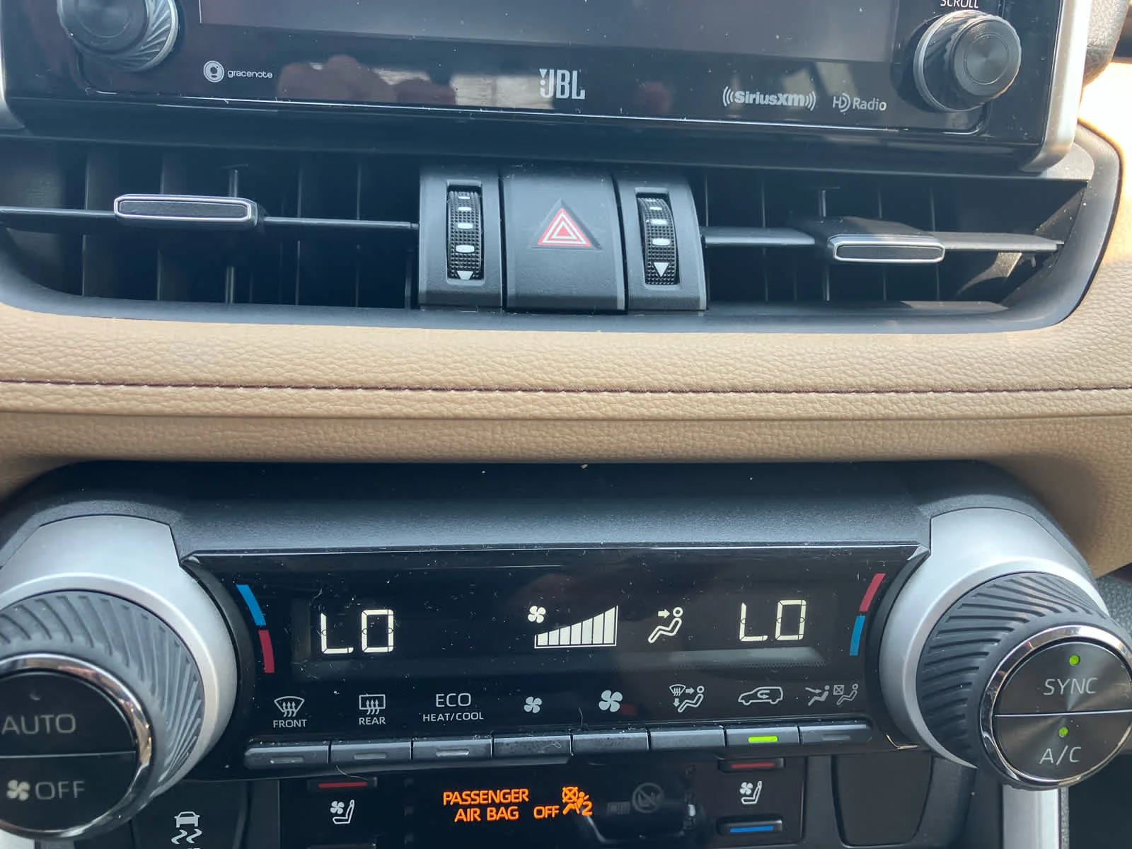 Certified Used 2020 Blizzard Pearl Toyota Limited image 28