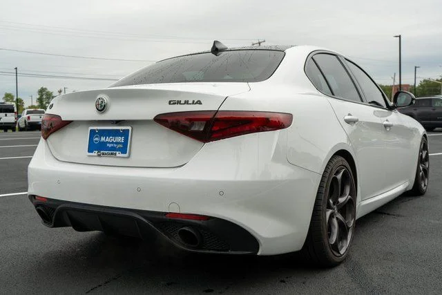 Used 2021 White Alfa Romeo Ti Sport image 8