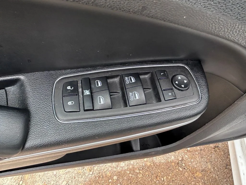 Used 2023 White Chrysler Touring image 23