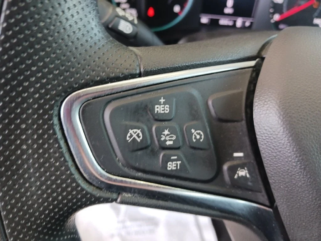 Used 2025 Mineral Gray Metallic Chevrolet LS image 28