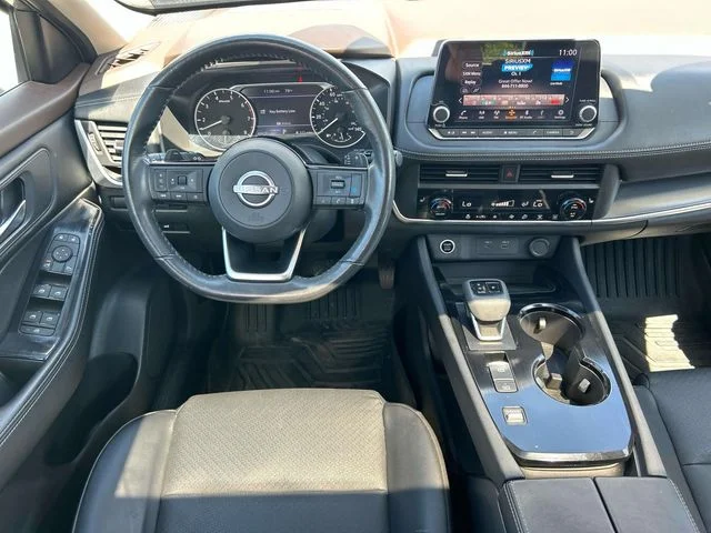 Used 2023 Gray Nissan SV image 15