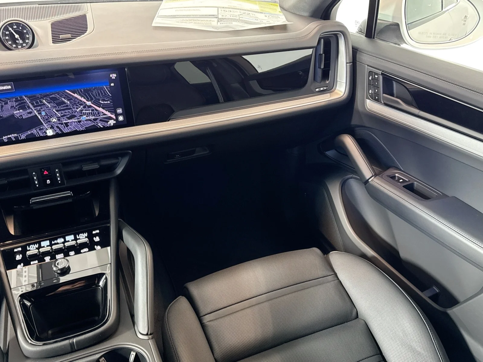 2025 Porsche Cayenne Coup E-Hybrid - Photo 20