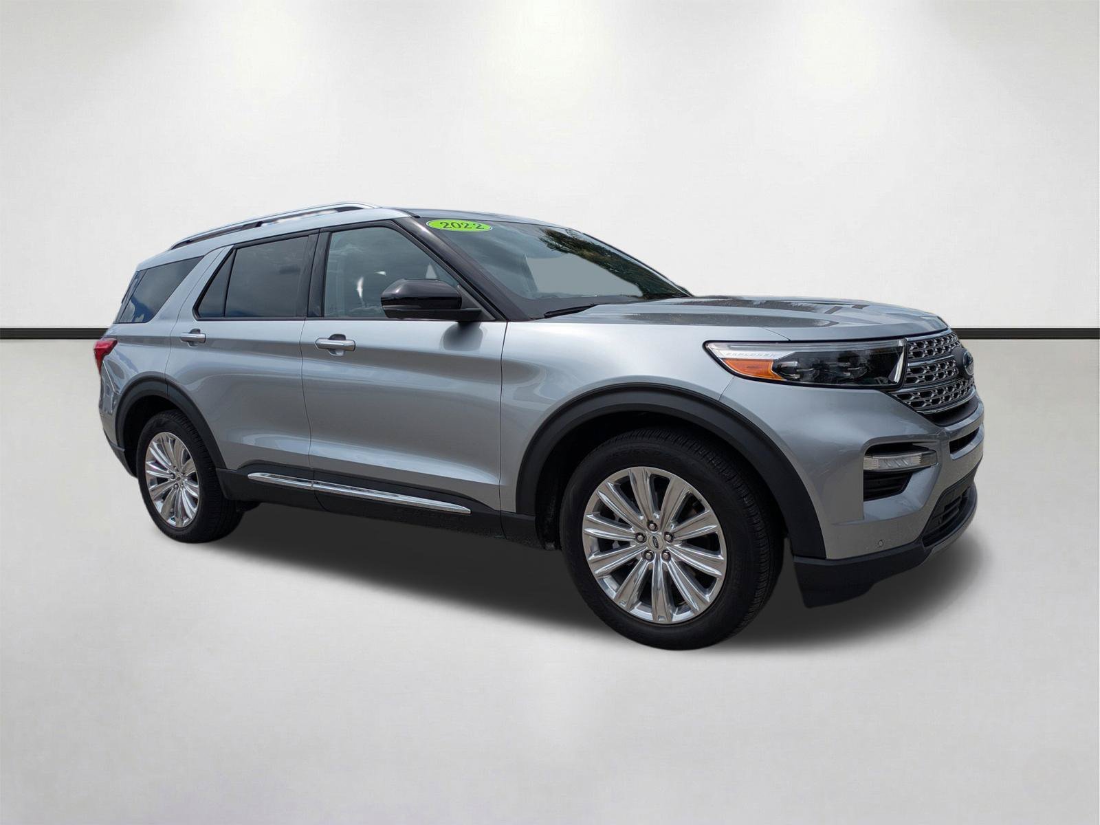 Used 2022 Silver Metallic Ford Limited image 2
