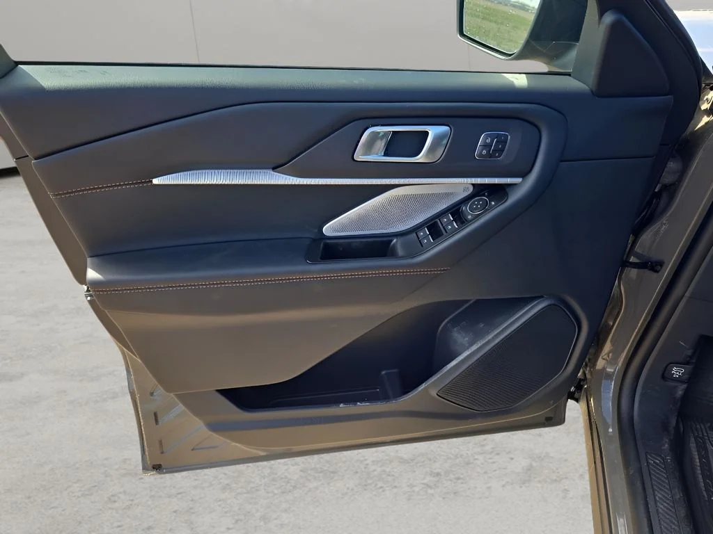 New 2026 Marsh Gray Ford Tremor® image 10