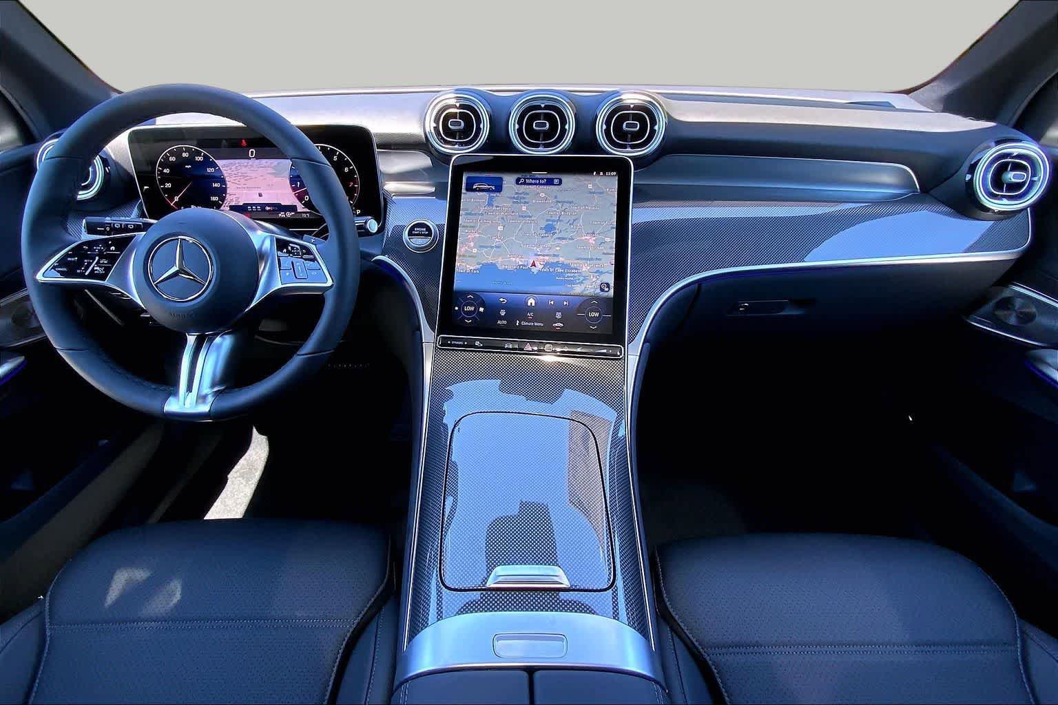 New 2026 Black Mercedes-Benz GLC 300 image 5