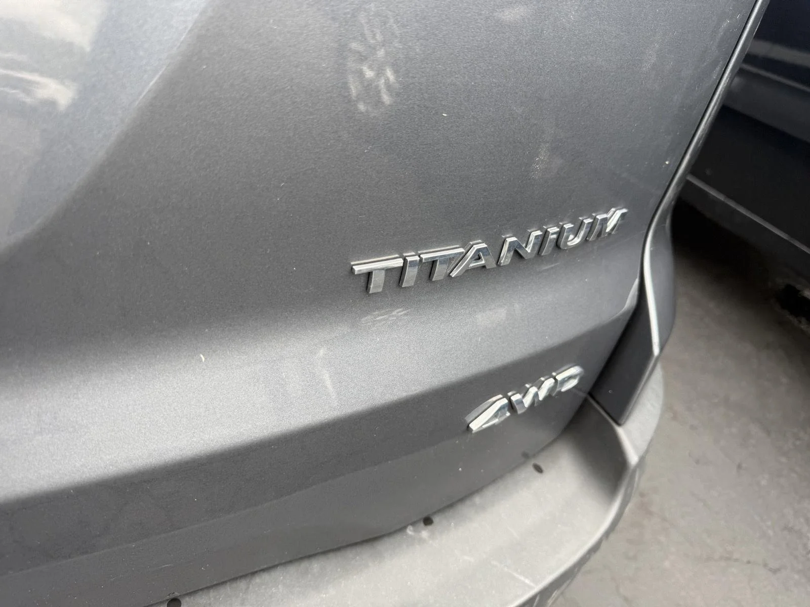 Used 2019 Smoke Ford Titanium image 10