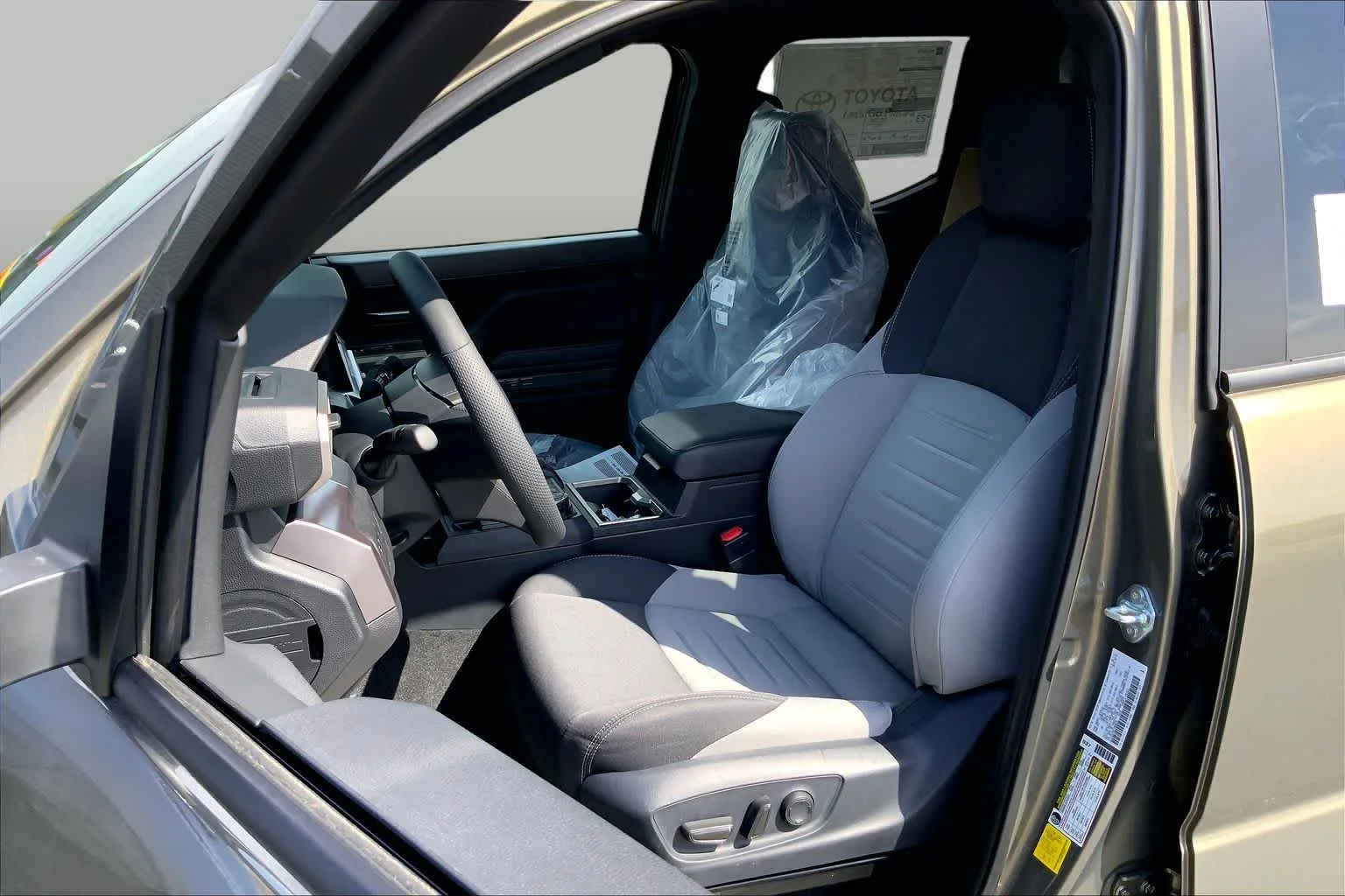 2026 Toyota Tacoma TRD Off Road - Photo 9
