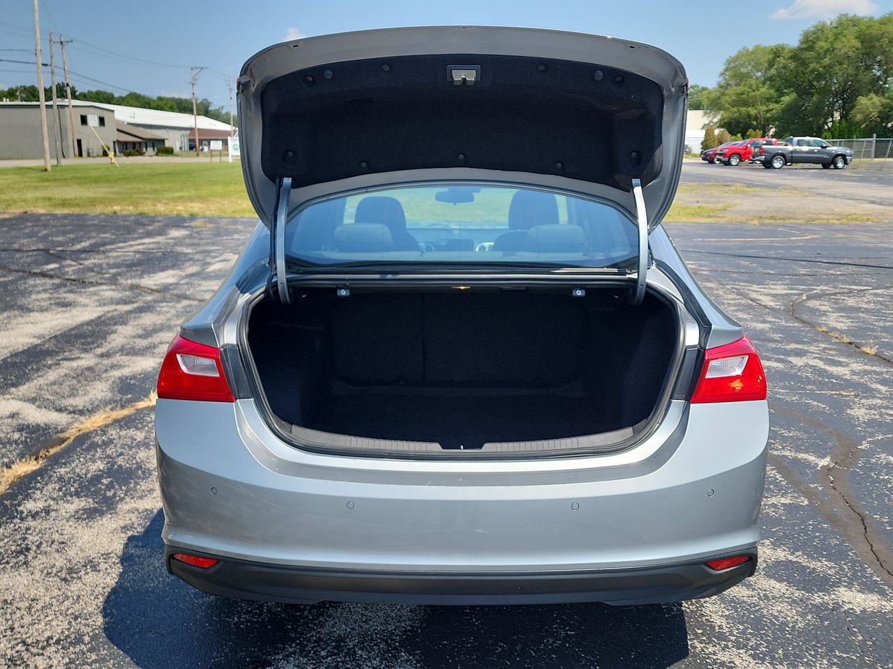 Used 2024 Gray Chevrolet LT image 22