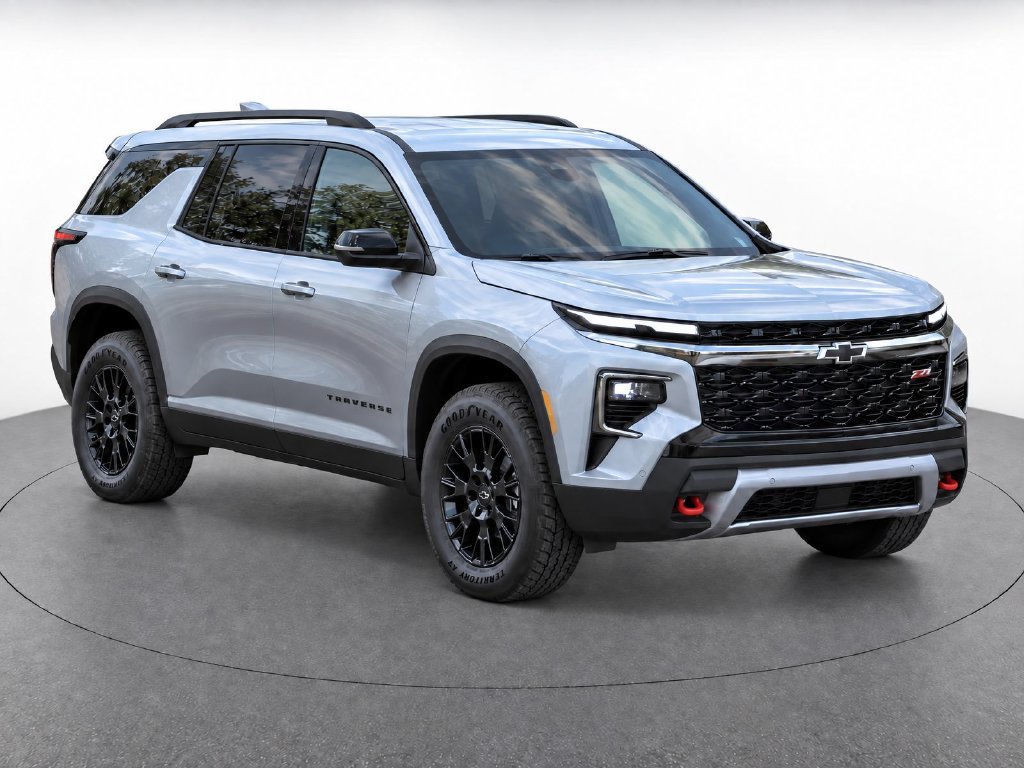 Used 2025 Gray Chevrolet Z71 image 2