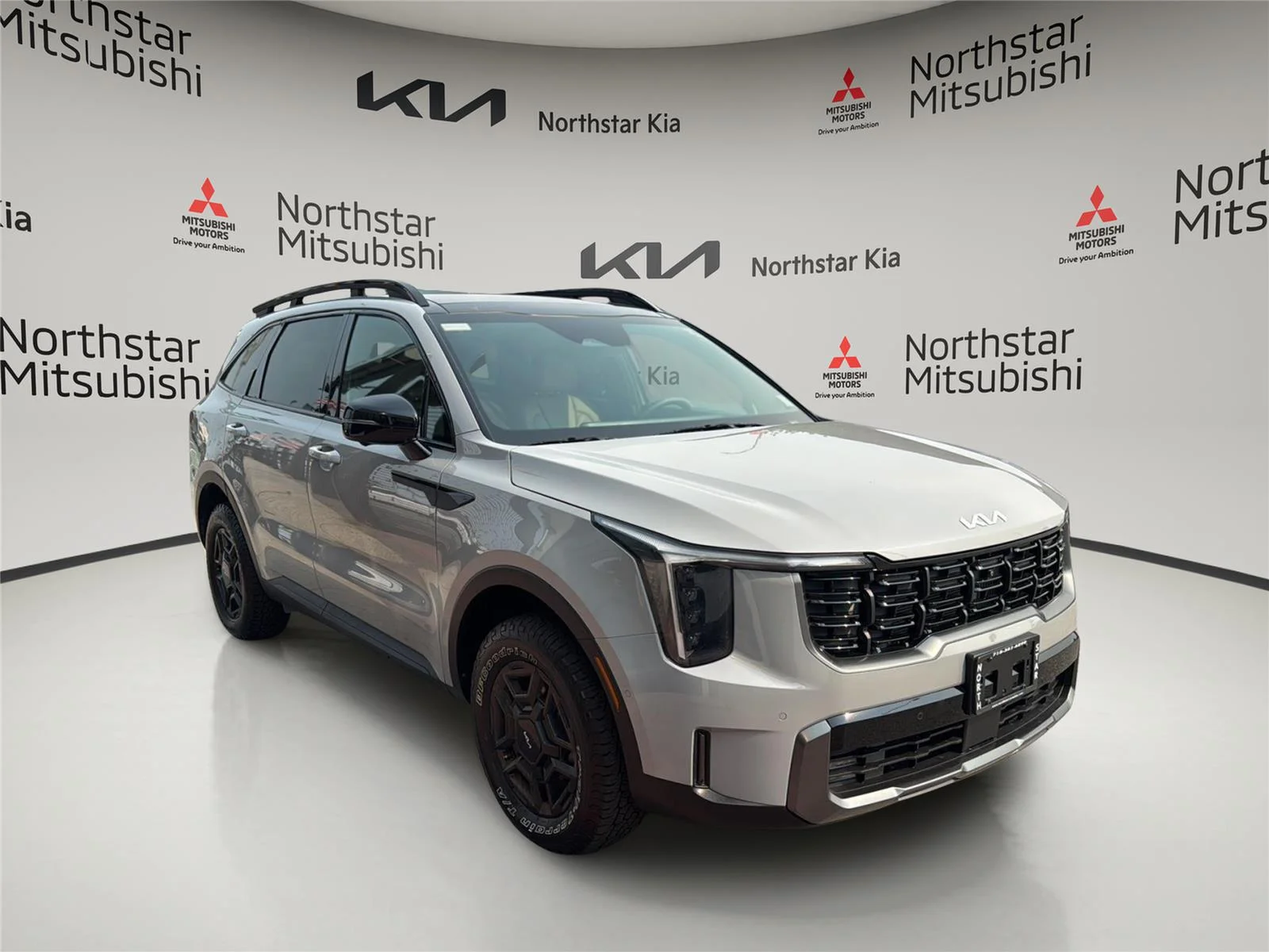 Used 2024 Wolf Gray Kia X-Pro SX Prestige image 9