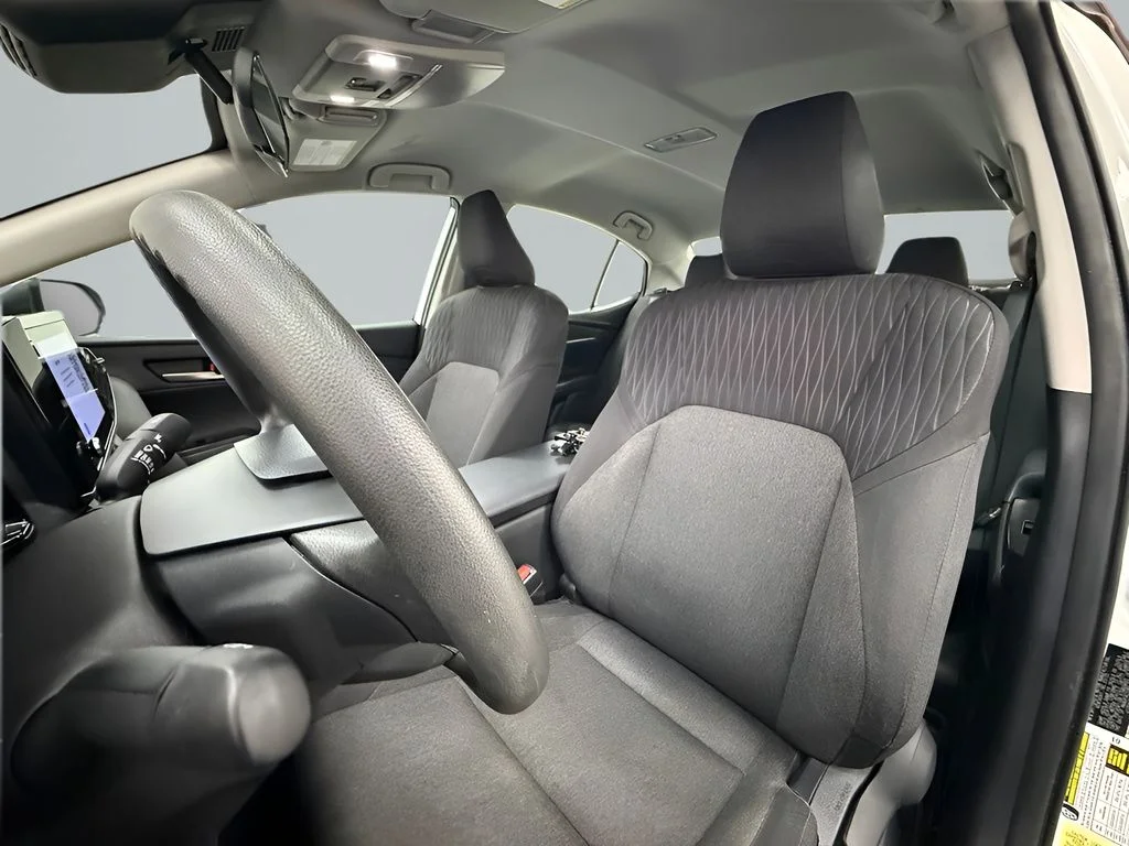 Used 2025 White Toyota LE image 11
