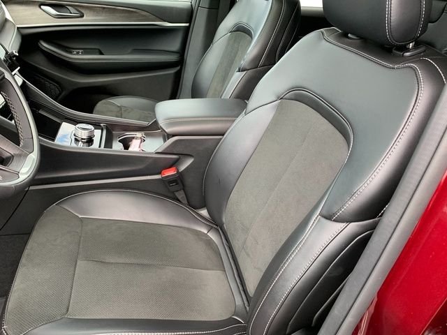 New 2026 Velvet Red Pearlcoat Jeep Altitude image 11