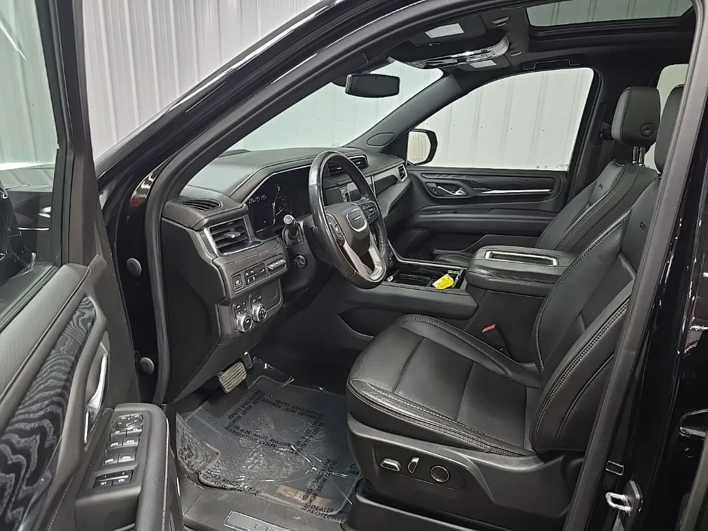 Used 2021 Black GMC Denali image 30
