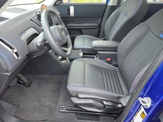 Used 2025 Blue MINI Cooper S ALL4 image 10