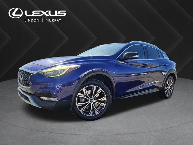2017 INFINITI QX30 Premium