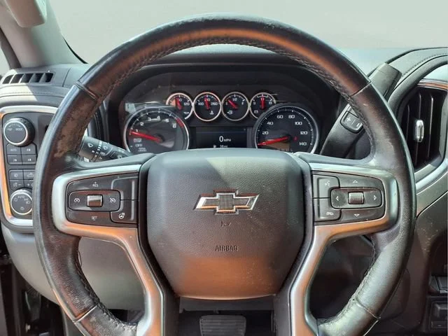 Used 2021 BLACK Chevrolet LT Trail Boss image 16