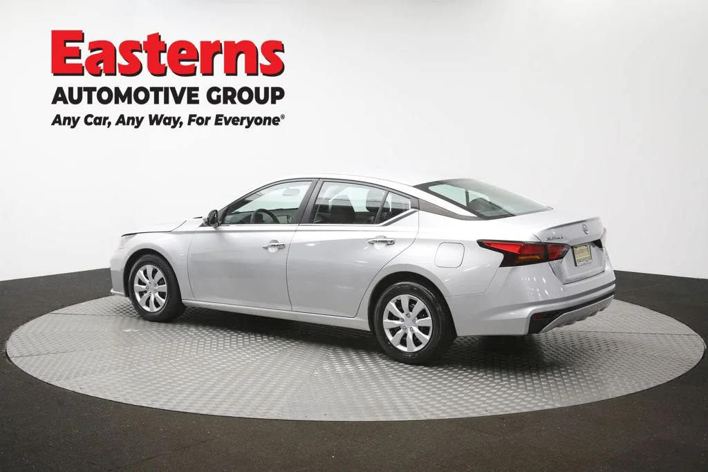 Used 2023 Silver Nissan 2.5 S image 61