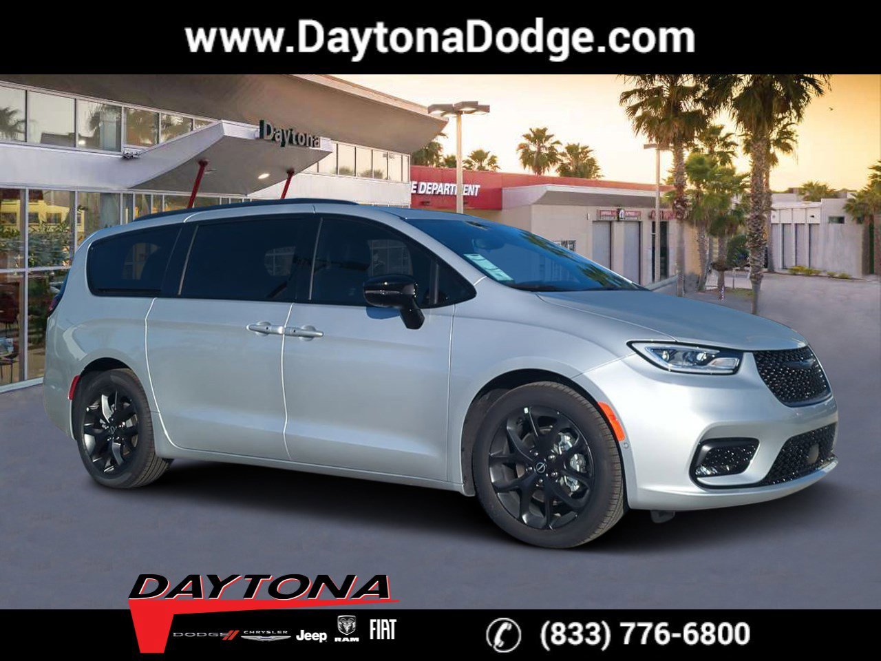 2026 Chrysler Pacifica Limited's photo