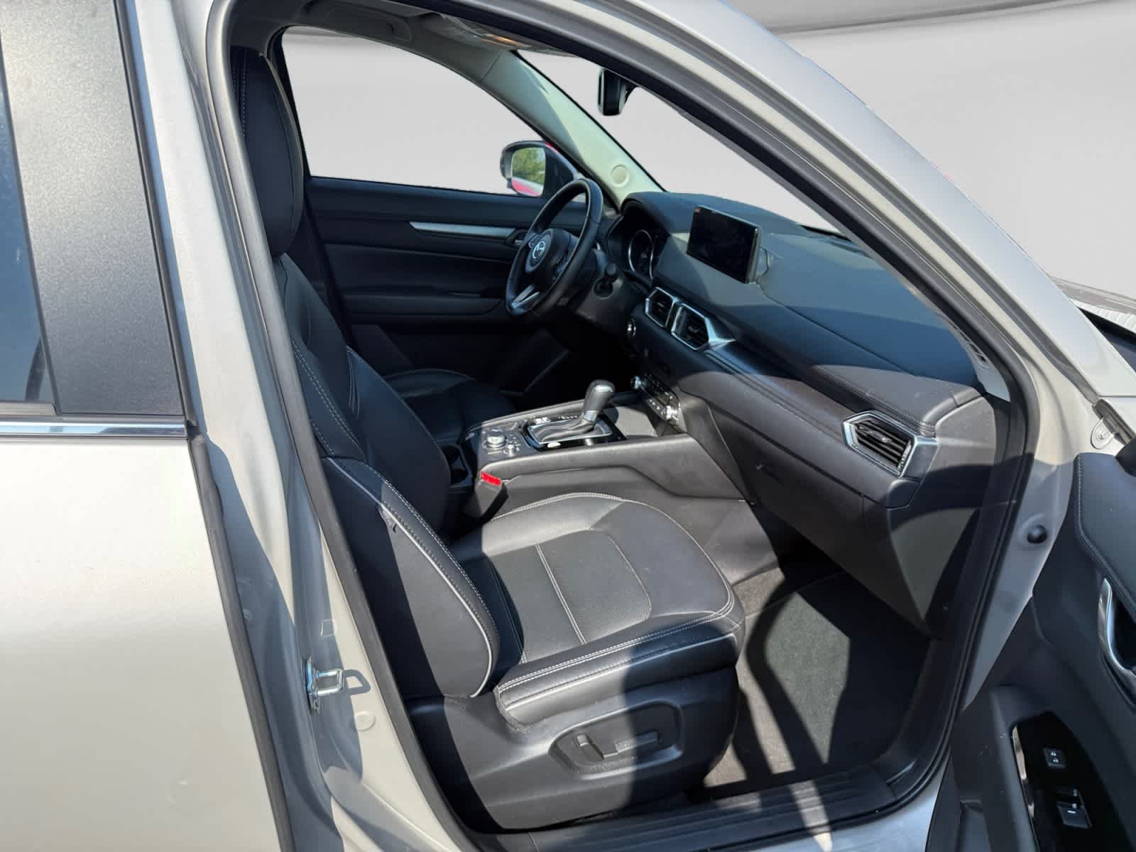 Used 2025 Platinum Quartz Metallic Mazda 2.5 S Preferred Package image 20