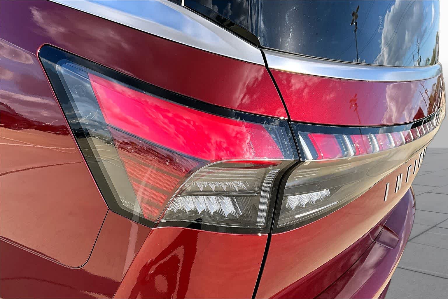 Used 2025 Coulis Red INFINITI SENSORY image 28
