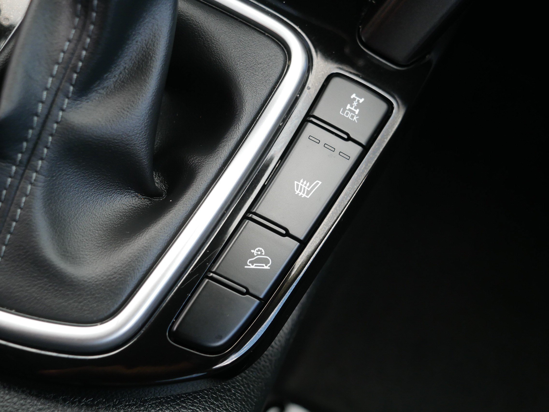 Certified Used 2024 Neptune Blue Kia S image 32