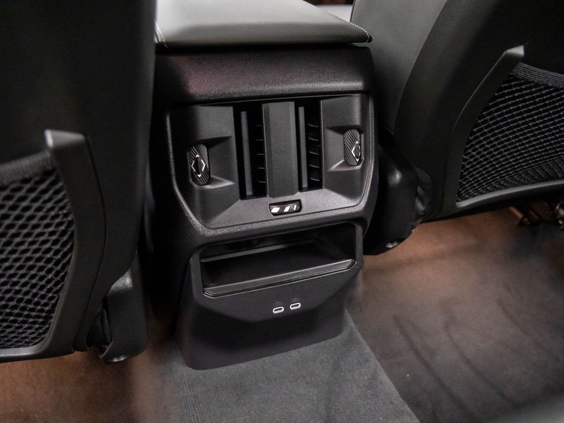 2026 BMW X3 30 - Photo 18