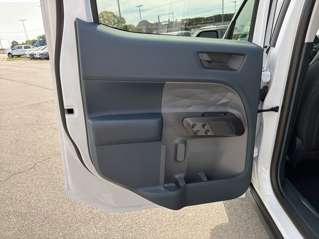 New 2026 Oxford White Ford Lariat® image 15