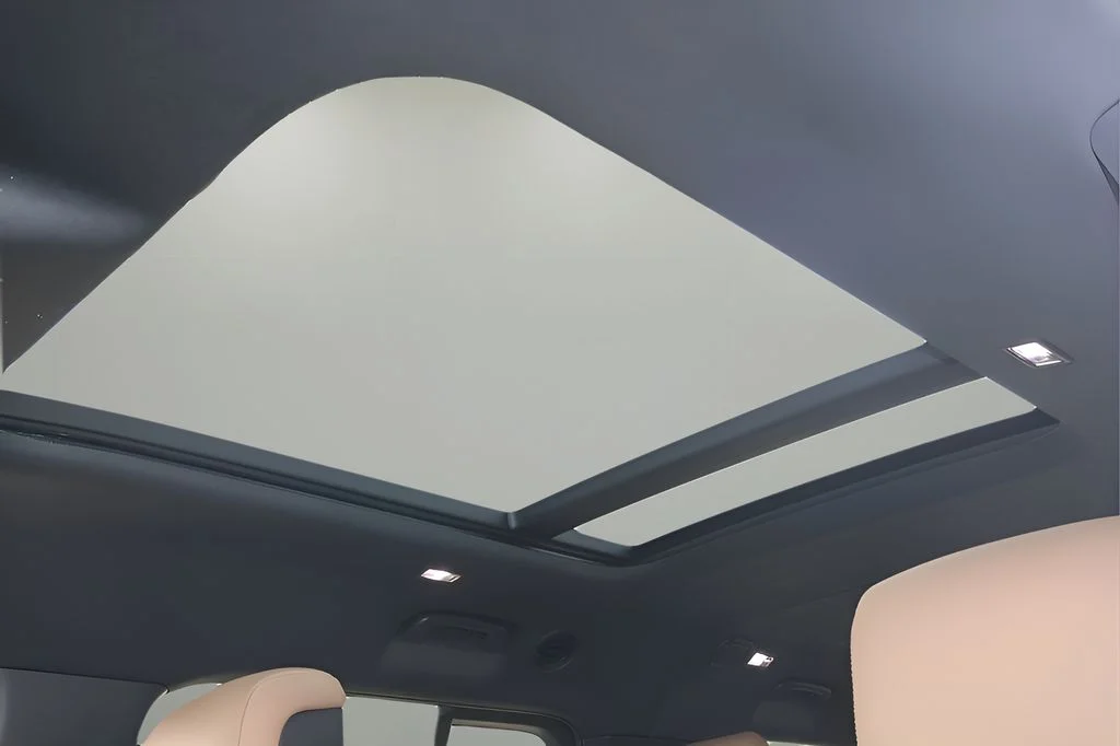 New 2026 Woolstone Green Land Rover X-Dynamic SE image 27