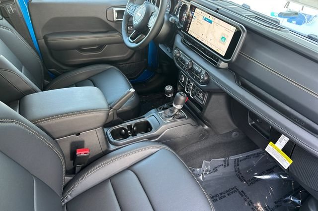 New 2026 Hydro Blue Pearlcoat Jeep Sahara image 14