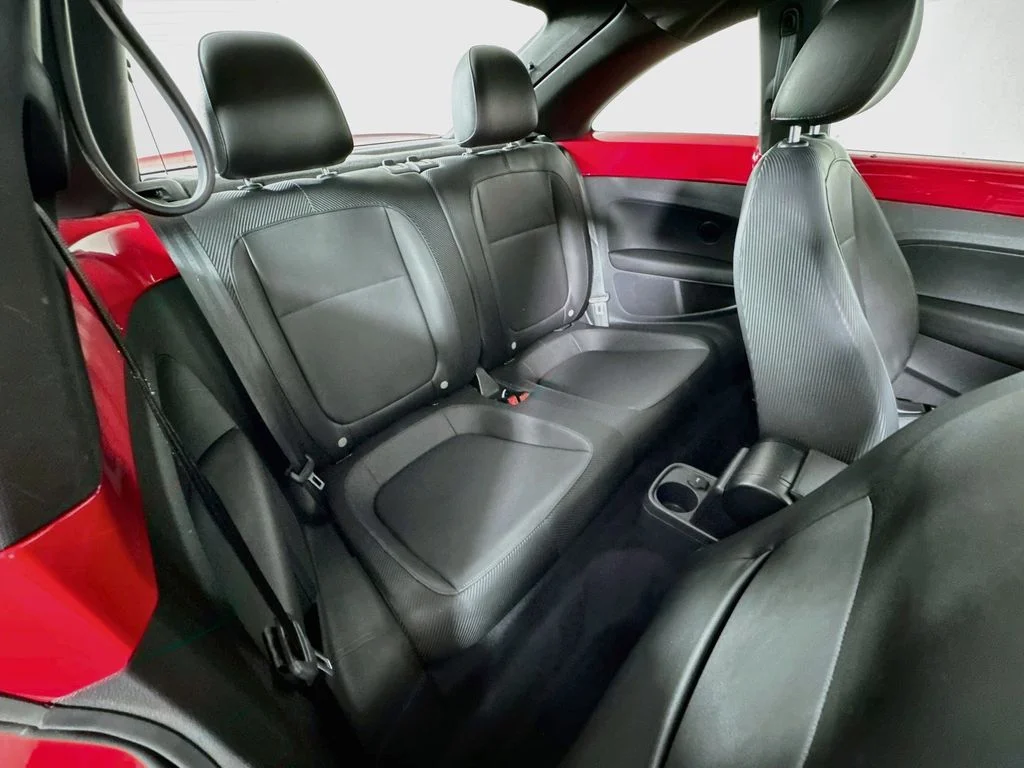 Used 2012 Red Volkswagen 2.5L image 31