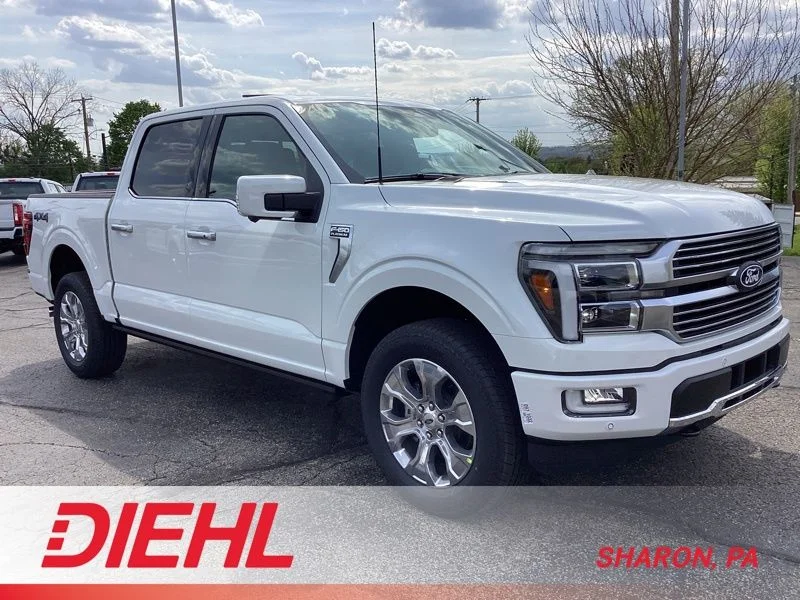 New 2026 Star White Metallic Tri-Coat Ford Platinum® image 1
