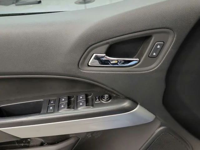 Used 2022 Black Chevrolet LT image 24