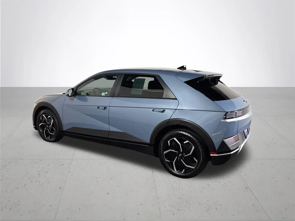 Used 2024 Blue Hyundai SEL image 8
