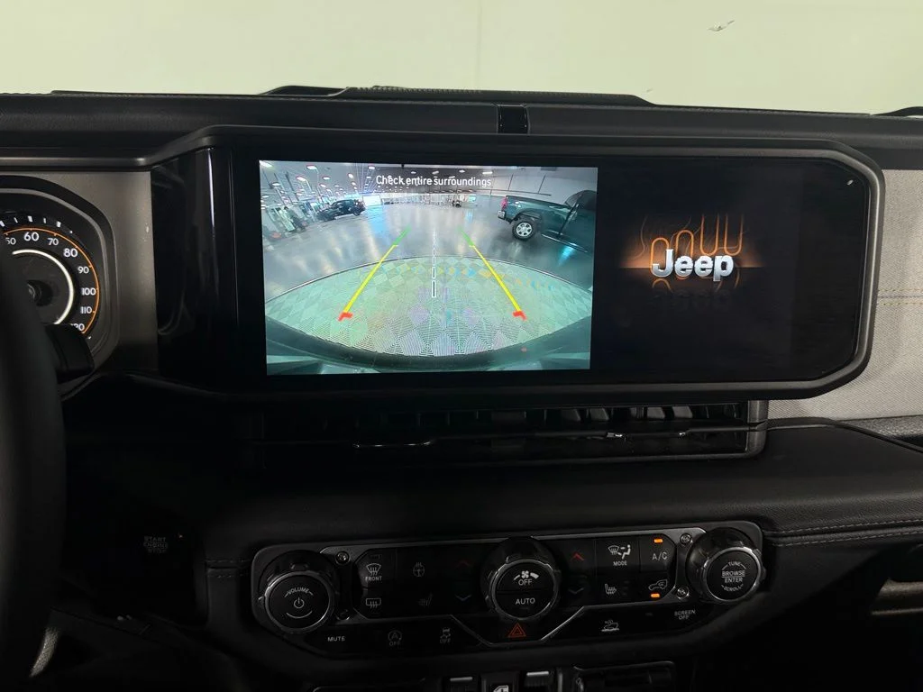 Used 2025 Black Jeep Sahara image 17