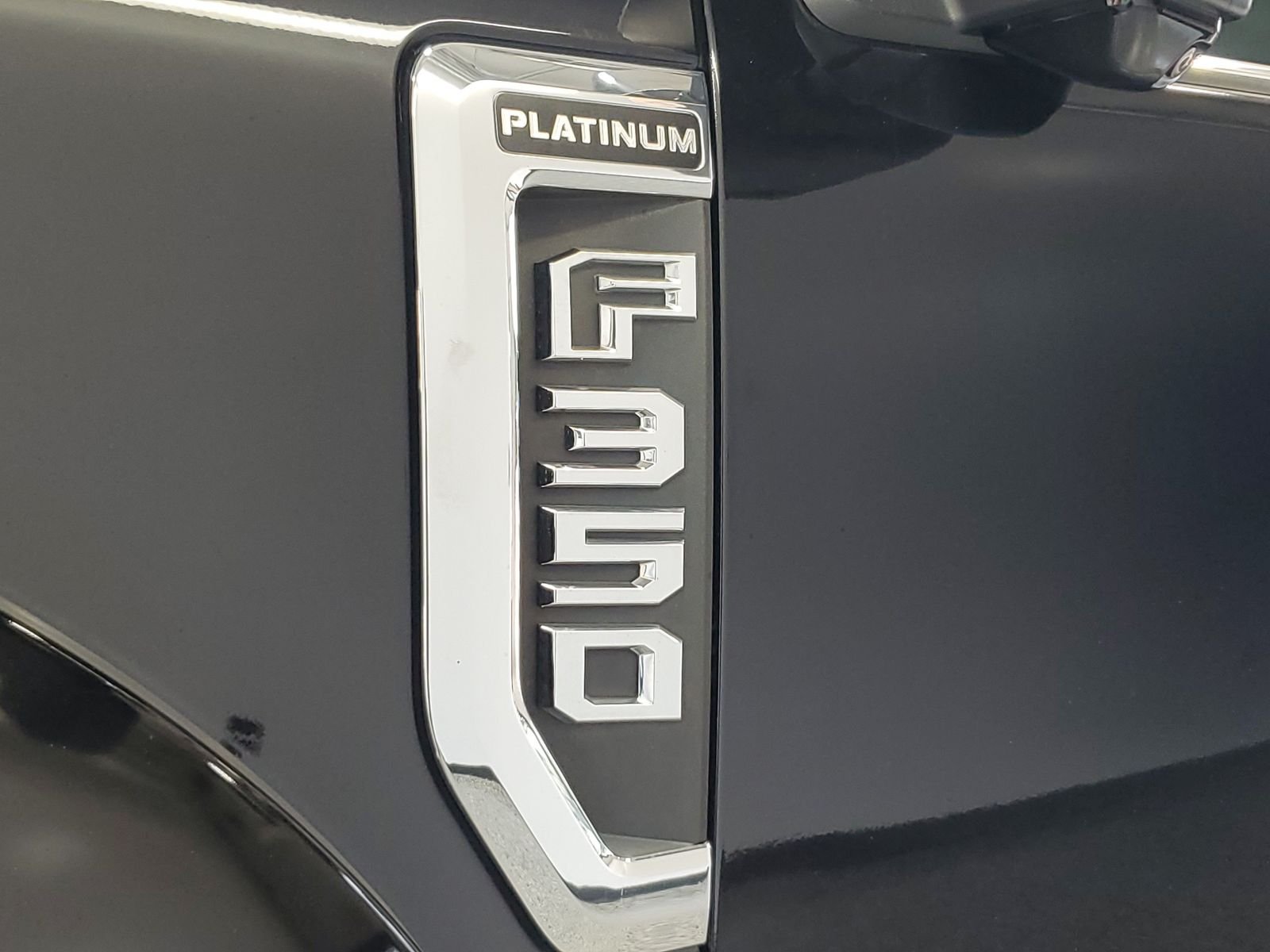 Used 2020 Black Ford Platinum image 7