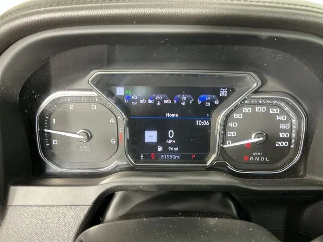 Used 2022 White GMC Denali image 10