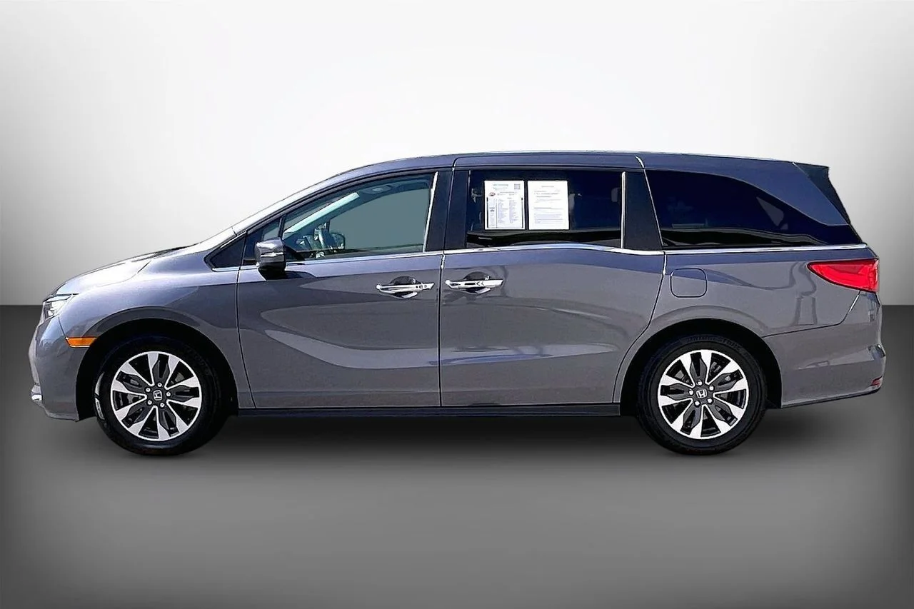 Certified Used 2024  Honda EX-L image 5
