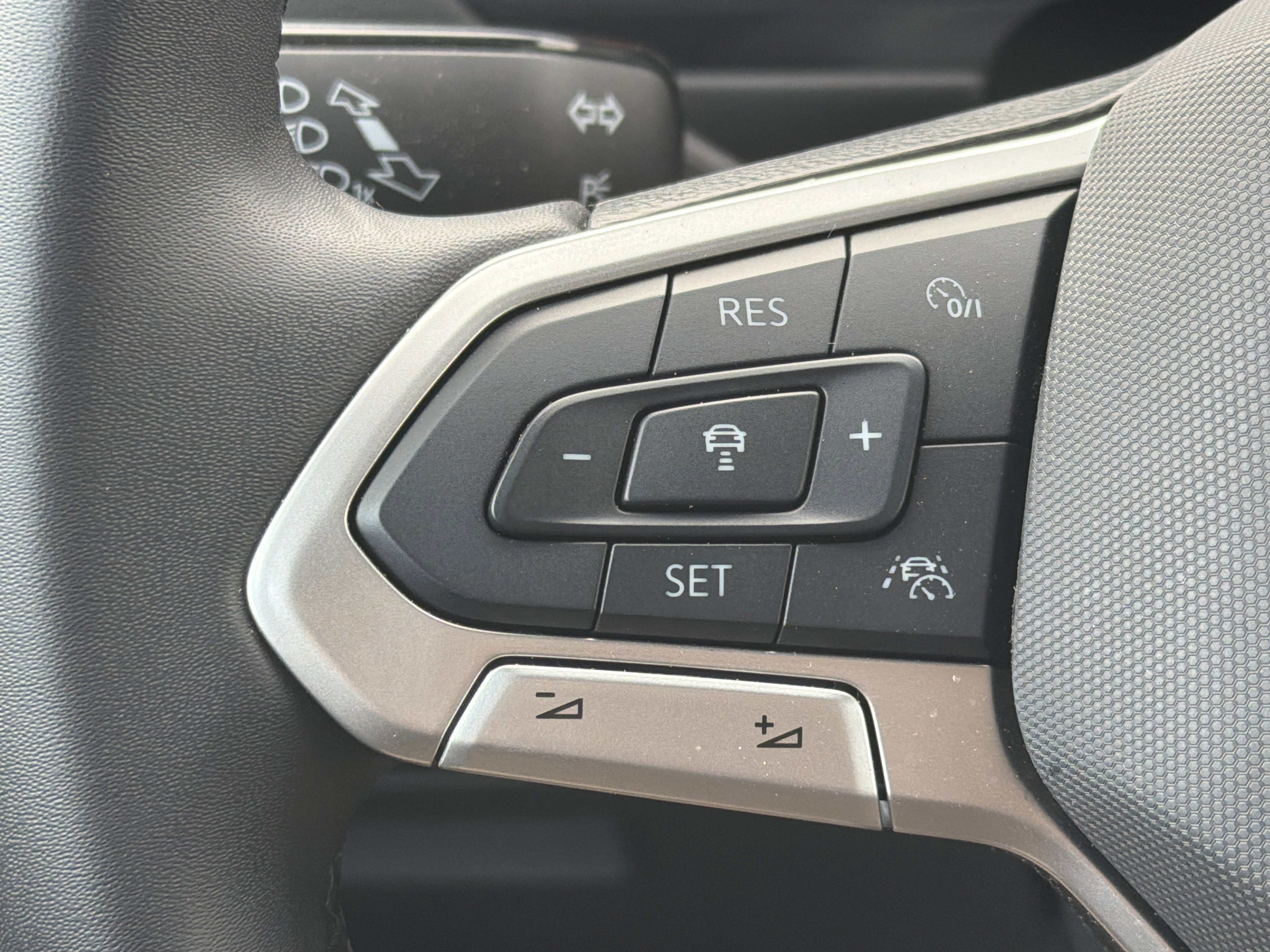 2024 Volkswagen Tiguan Wolfsburg Edition - Photo 36