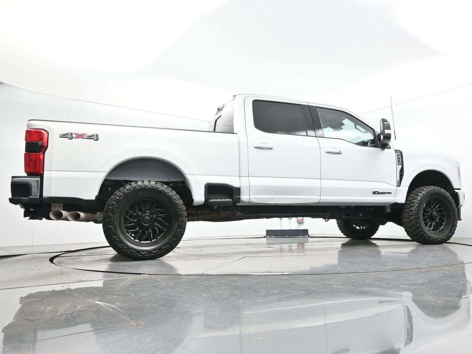 Used 2024 Oxford White Ford LARIAT image 44