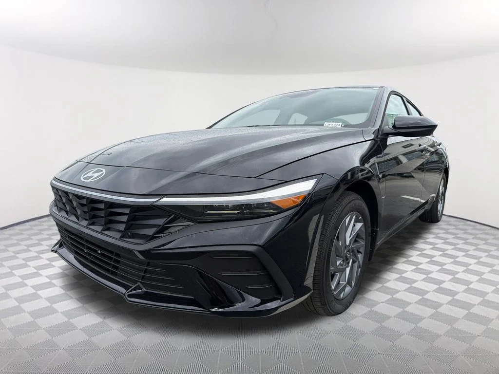 Used 2026 Black Hyundai Blue image 1