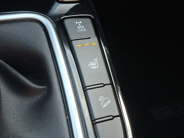 Certified Used 2024 White Kia S image 24