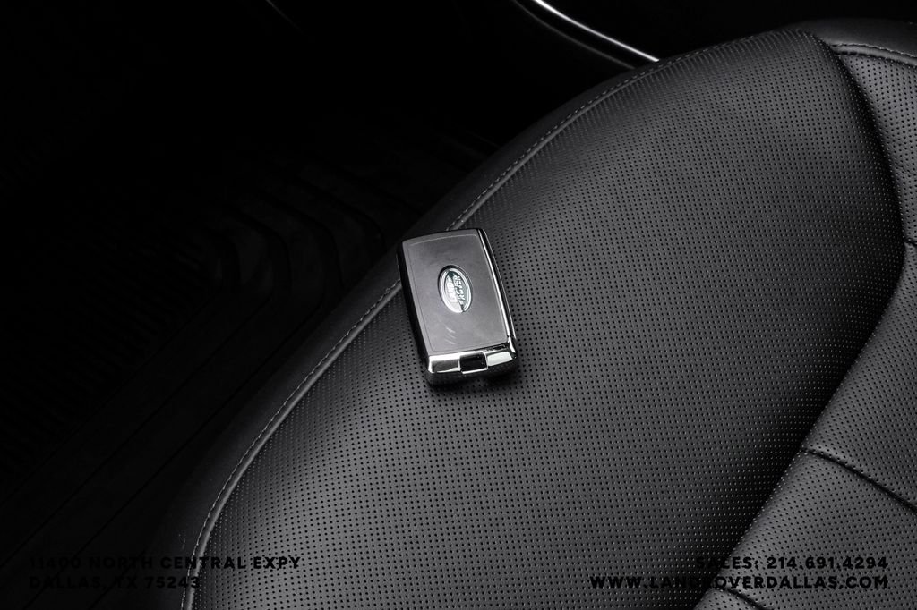 2026 Land Rover Range Rover SE - Photo 58